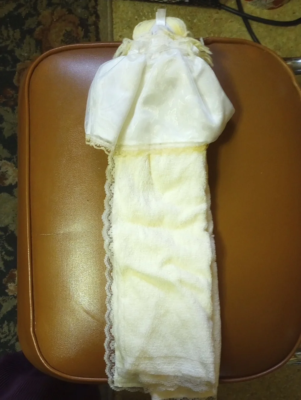 NWT Embroidered Doll Bathroom Ring & Lace Hand Towel Set by Violet Linen